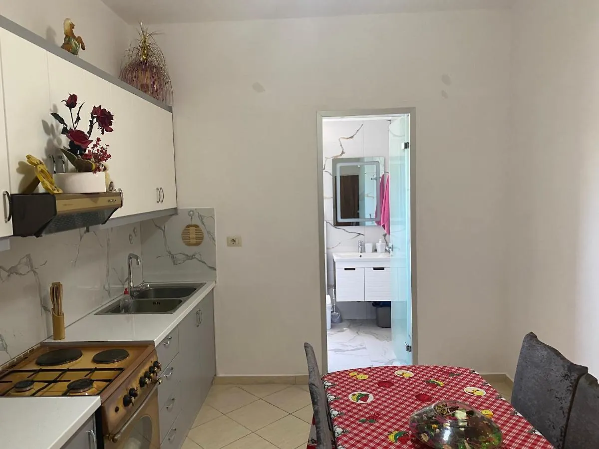 Vila Avni Likometi 卡萨米尔
