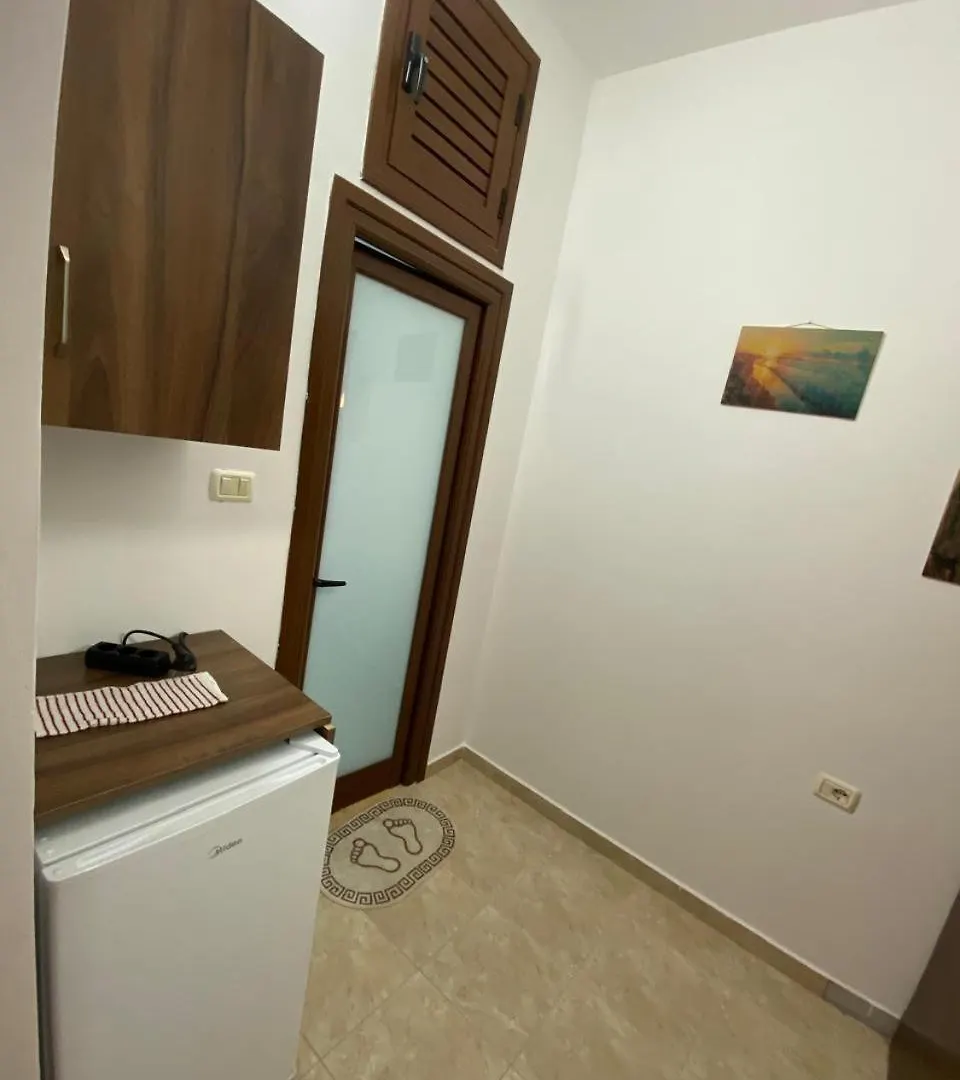 Vila Avni Likometi Ksamil