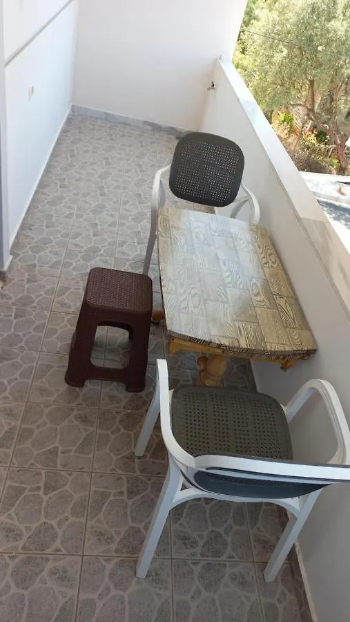 Vila Avni Likometi Ksamil
