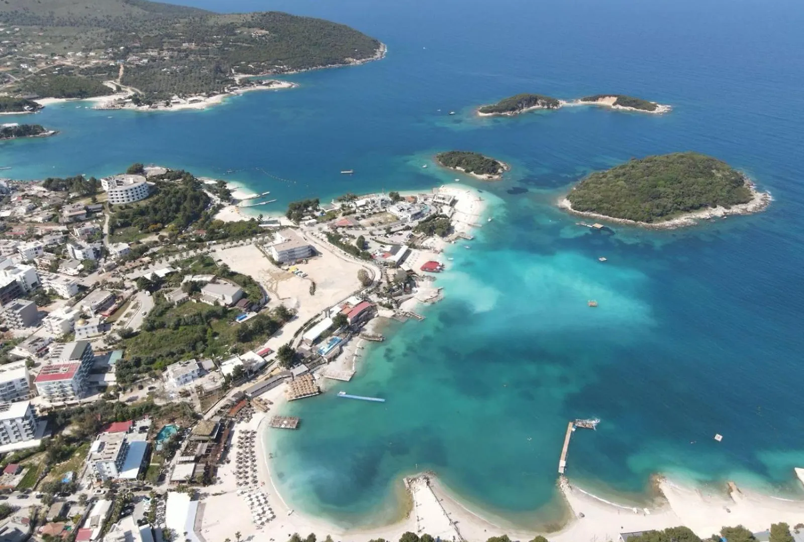 Vila Avni Likometi Ksamil