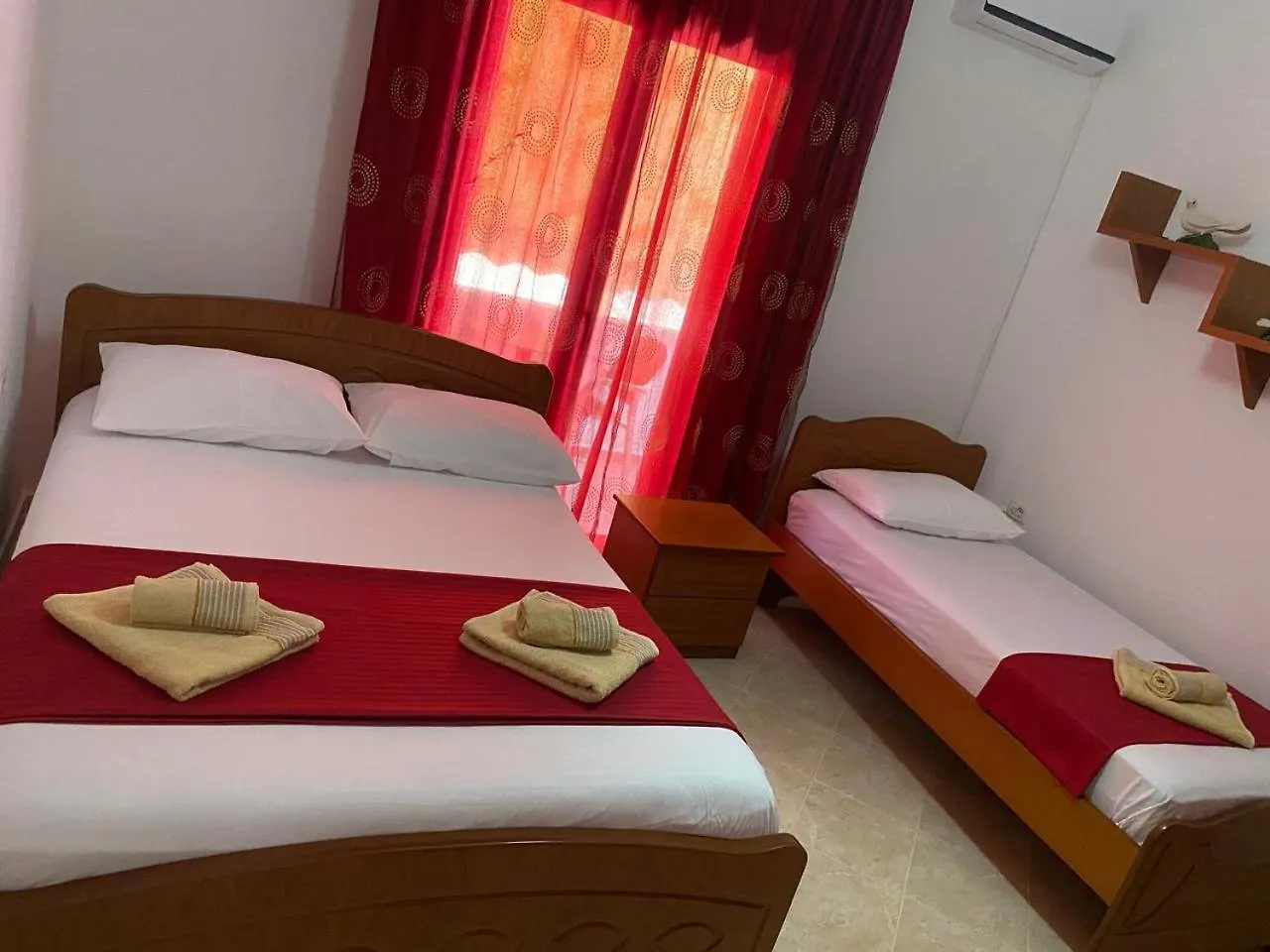 Guest house Vila Avni Likometi Ksamil